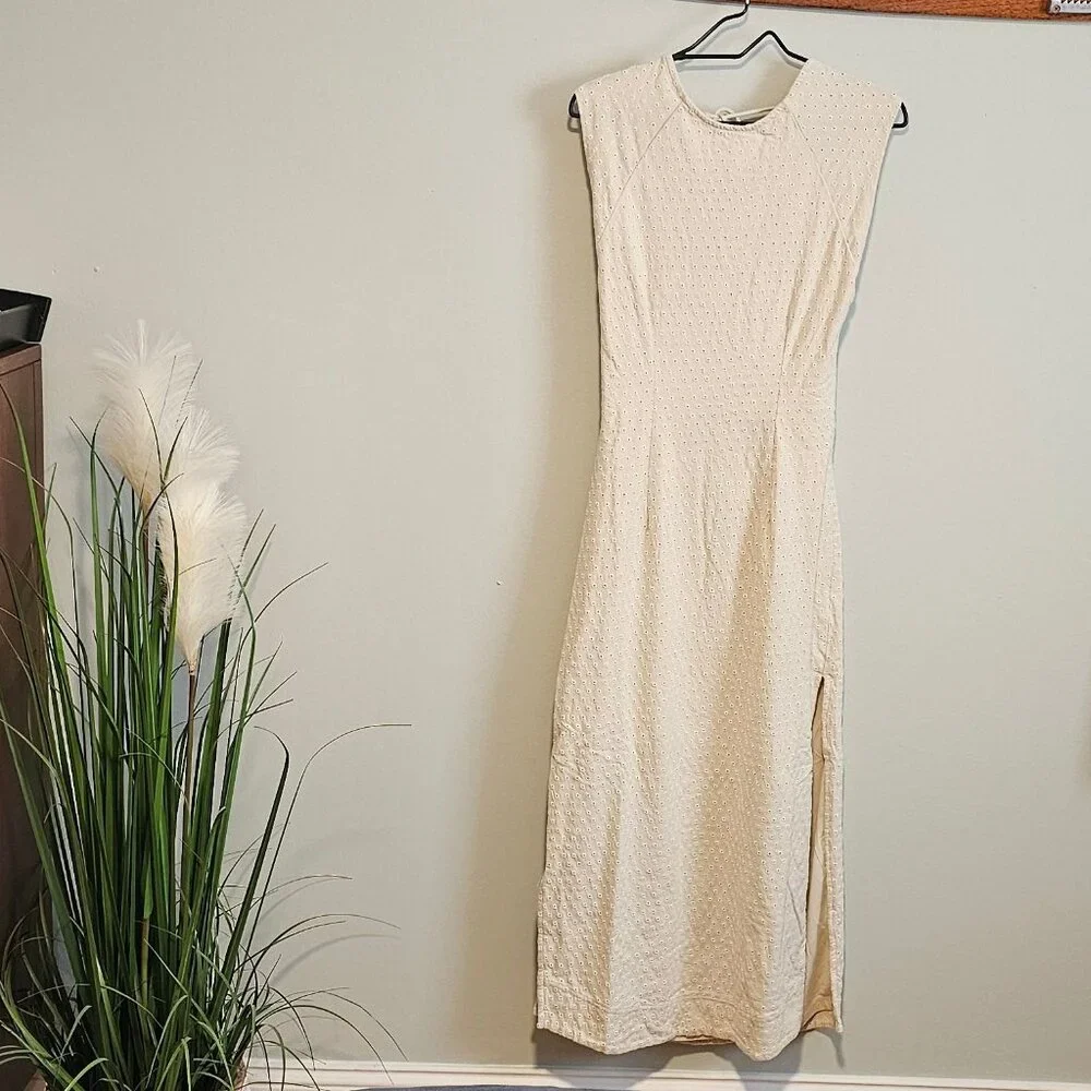 **NWT** Free People Sleeveless Eyelet Embroidered Midi Dress, Medium - Picture 3 of 16